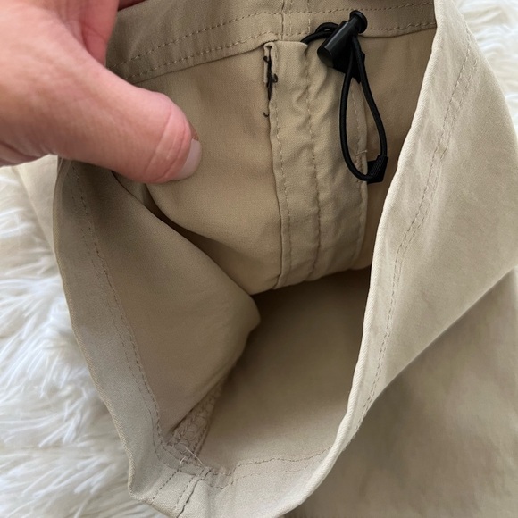 Eddie Bauer Women’s Cropped/ankle Pants - size 12 - Picture 3 of 7